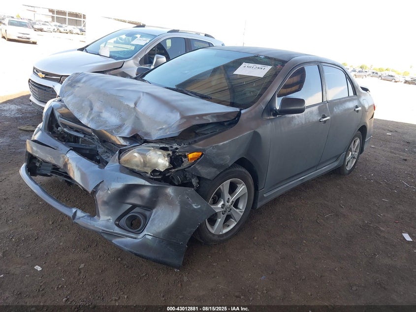 2T1BU4EE1CC843790 2012 TOYOTA COROLLA photo no. 2