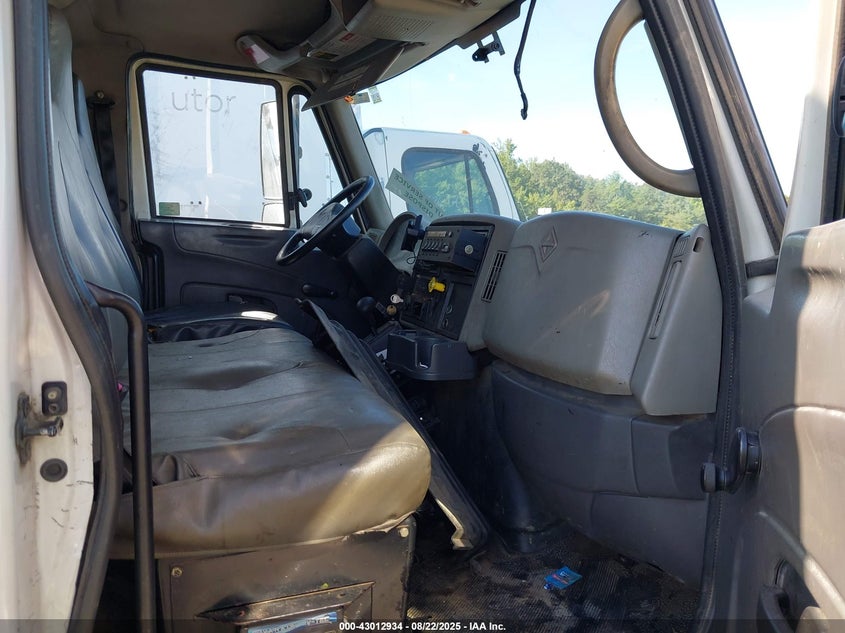 2009 International 4000 4300 VIN: 1HTMMAAL09H089705 Lot: 43012934