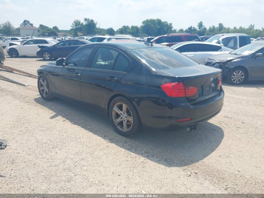 Vin: wba3c1g59dnr46308, lot: 43507117, bmw 328i 20133
