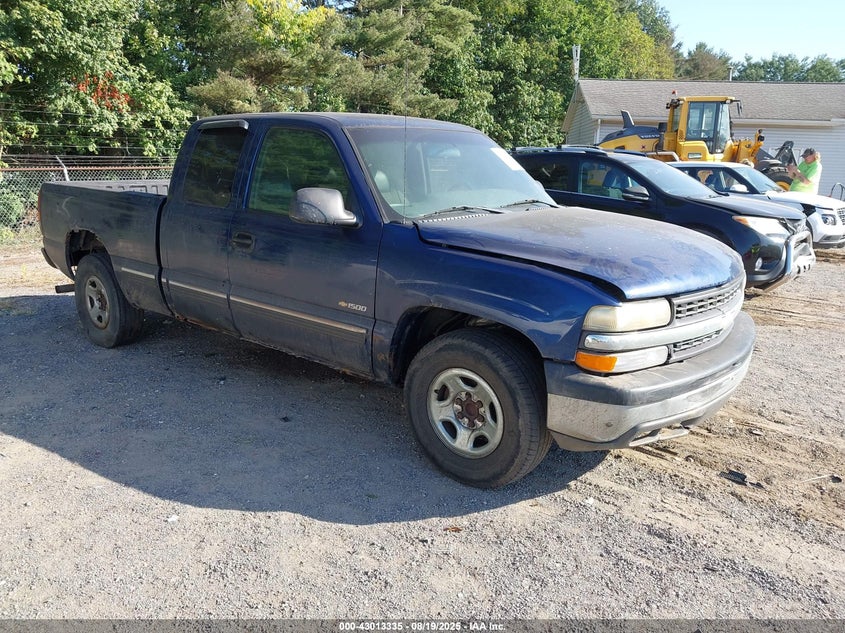 2GCEC19T721135385 2002 Chevrolet Silverado 1500 auction photo 1