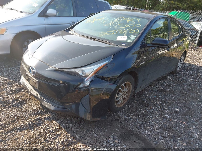2016 Toyota Prius Three