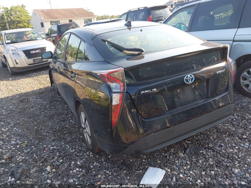 2016 Toyota Prius Three