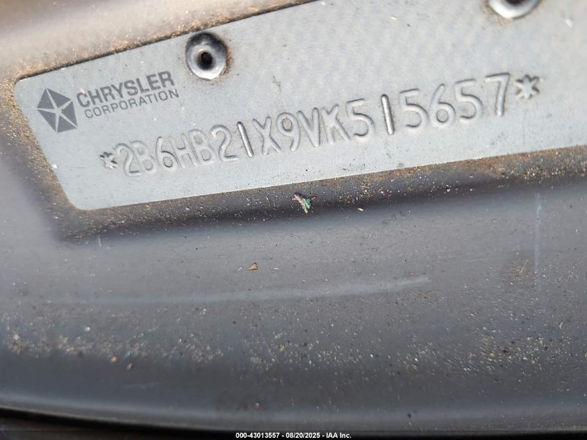 1997 Dodge Ram Van 2500 Commercial VIN: 2B6HB21X9VK515657 Lot: 43013557