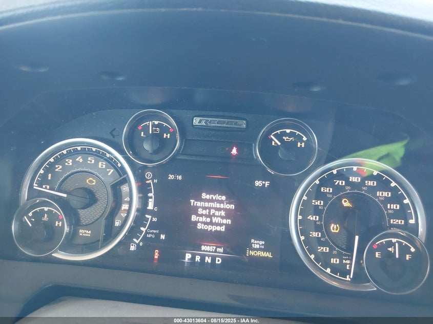 2018 RAM 1500 REBEL  4X4 5'7 BOX 1C6RR7YT8JS122252