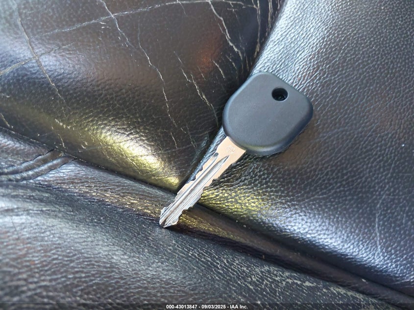 2007 Chevrolet Tahoe Lt VIN: 1GNFK13067J105014 Lot: 43013847