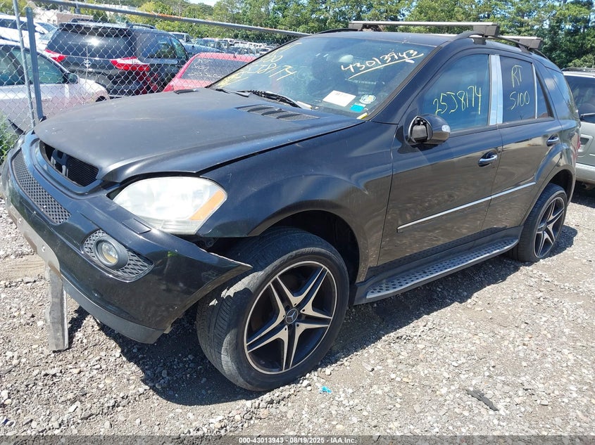 2006 Mercedes-Benz Ml 500 4Matic black suv gasoline 4JGBB75E76A064812 photo #3