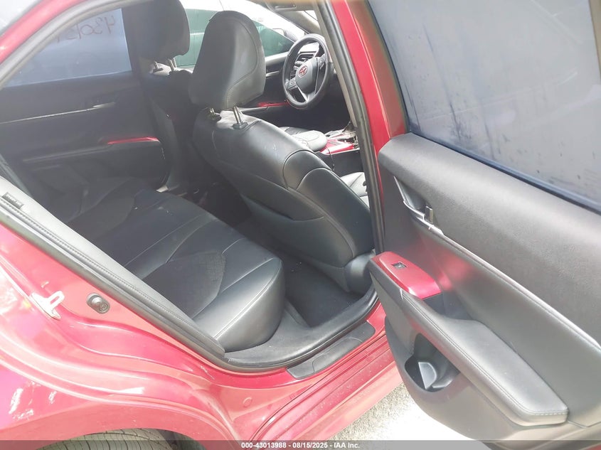 2019 TOYOTA CAMRY XSE 4T1B61HK2KU292292