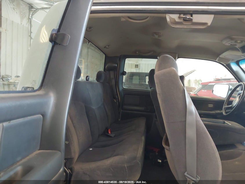 2001 Chevrolet Silverado 2500Hd Ls VIN: 1GCHC29U31E193163 Lot: 43014535