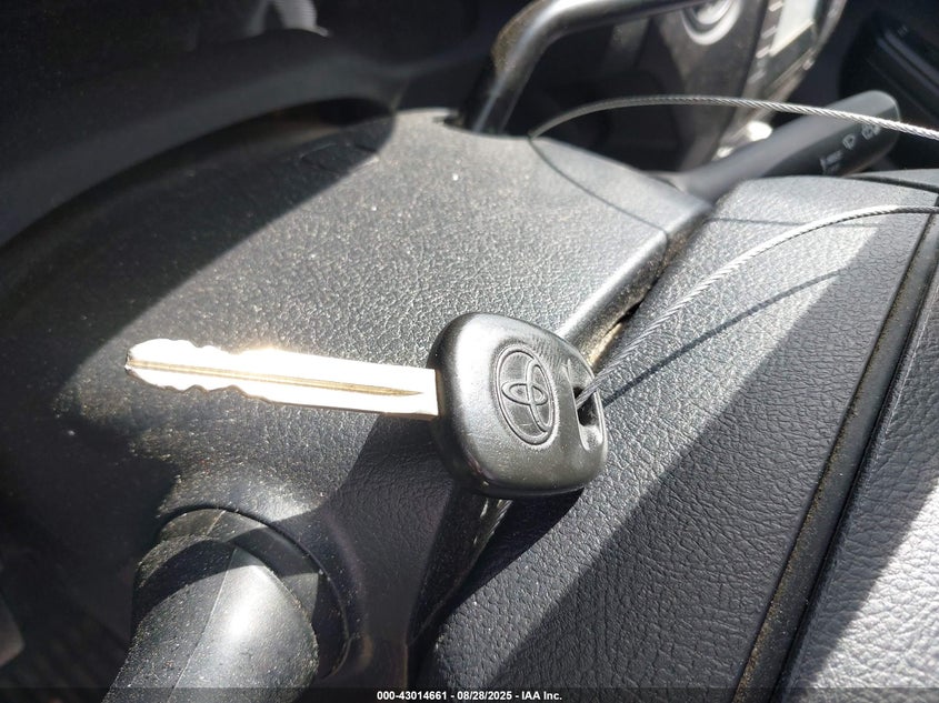 2014 TOYOTA TUNDRA SR 4.6L V8 - 5TFUM5F10EX057090