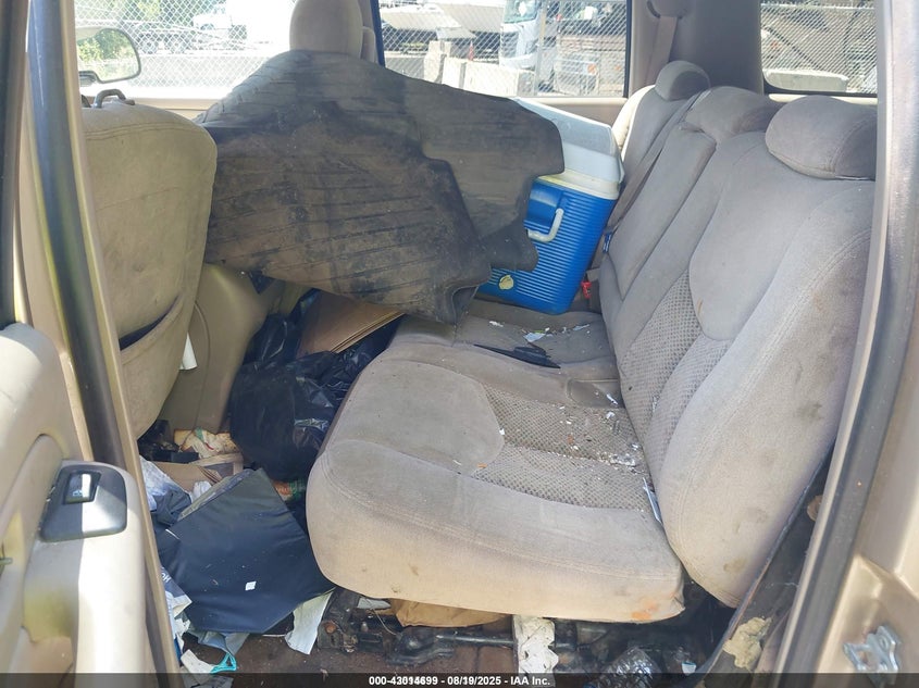 2005 Chevrolet Suburban 1500 Ls VIN: 1GNFK16Z15J180856 Lot: 43014699