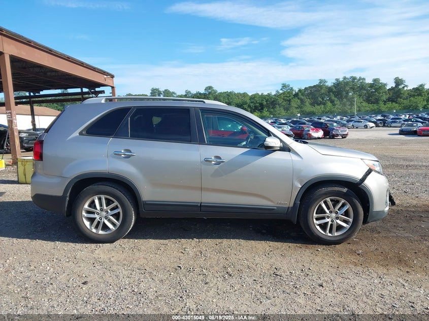 2015 KIA SORENTO LX - 5XYKTDA64FG617169
