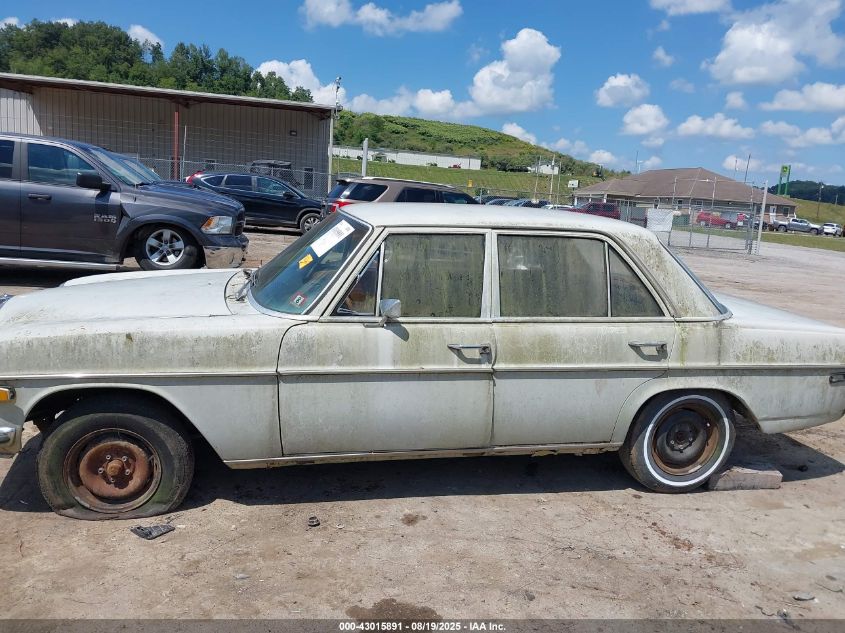 1968 Mercedes-Benz 220 VIN: 11511010013070 Lot: 43015891