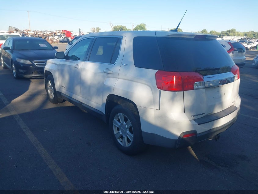 2011 GMC TERRAIN auction photo 3