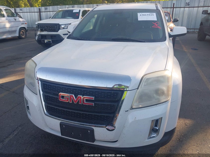 2011 GMC TERRAIN auction photo 6