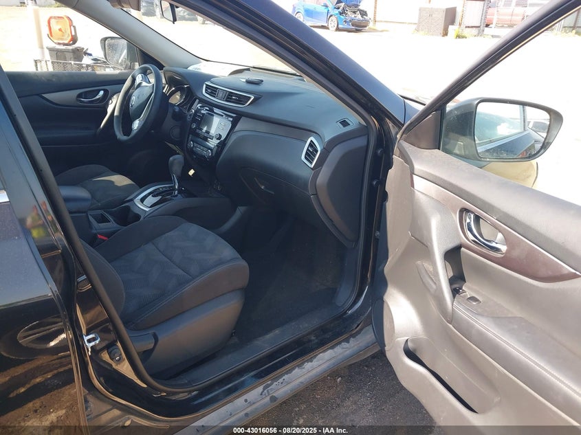 2016 NISSAN ROGUE SV - KNMAT2MT7GP721980