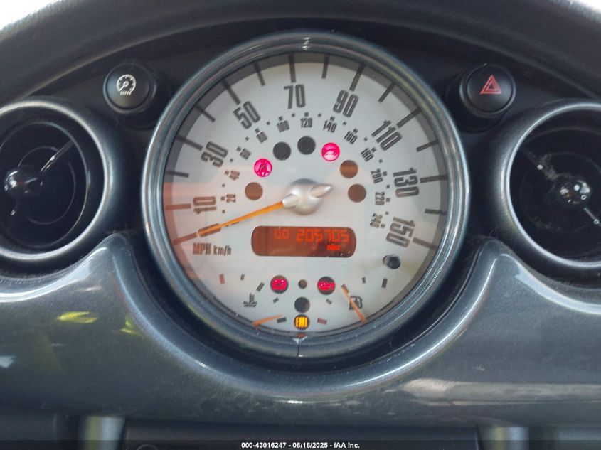 2004 Mini Cooper S VIN: WMWRE334X4TD86858 Lot: 43016247