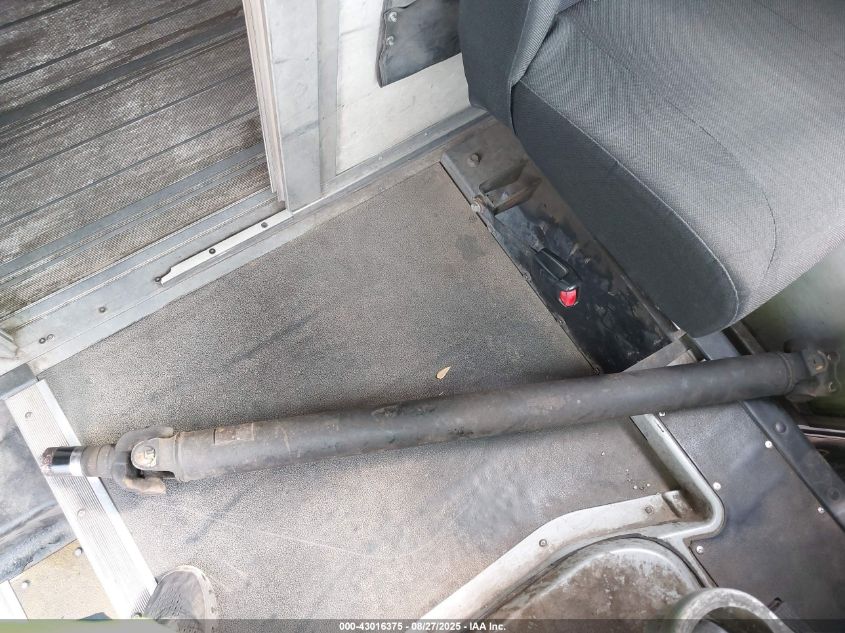 2013 Isuzu Commercial Van VIN: JALB4T176D7W01211 Lot: 43016375