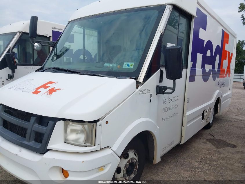 2013 Isuzu Commercial Van VIN: JALB4T178D7W01064 Lot: 43016379