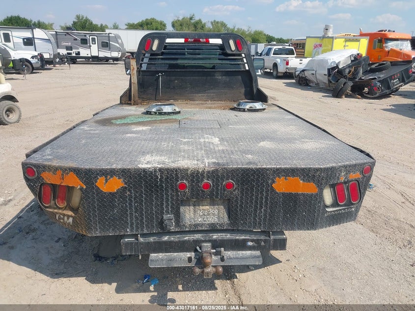 2015 Chevrolet Silverado 3500Hd Chassis Lt VIN: 1GB3CZC8XFF629852 Lot: 43017161