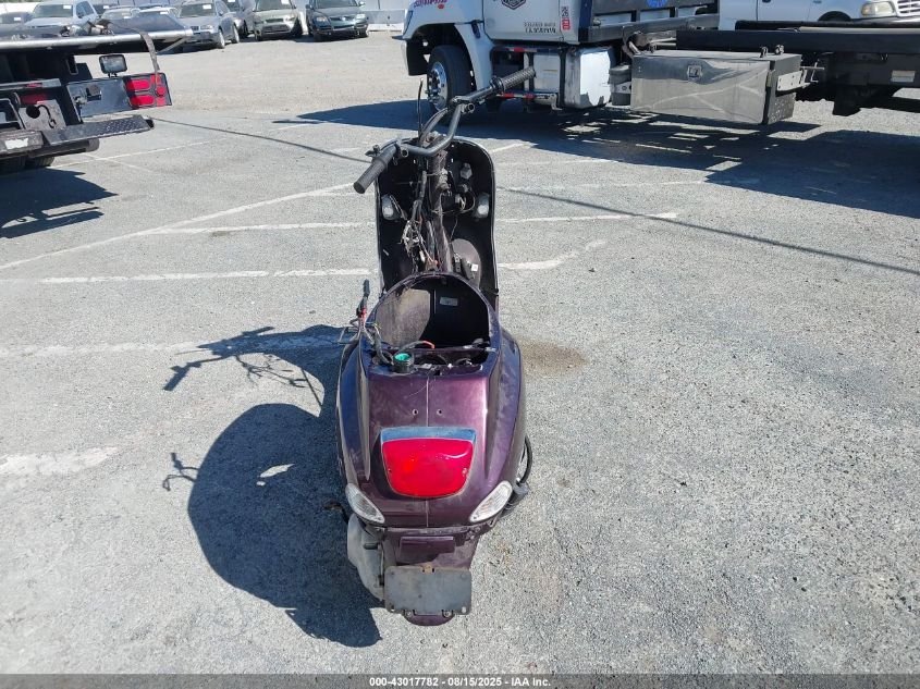 2007 Vespa Lx 150 VIN: ZAPM448FX75009435 Lot: 43017782