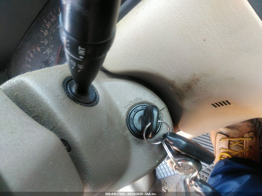 2005 Toyota Corolla Le VIN: 1NXBR32E25Z444565 Lot: 43017820