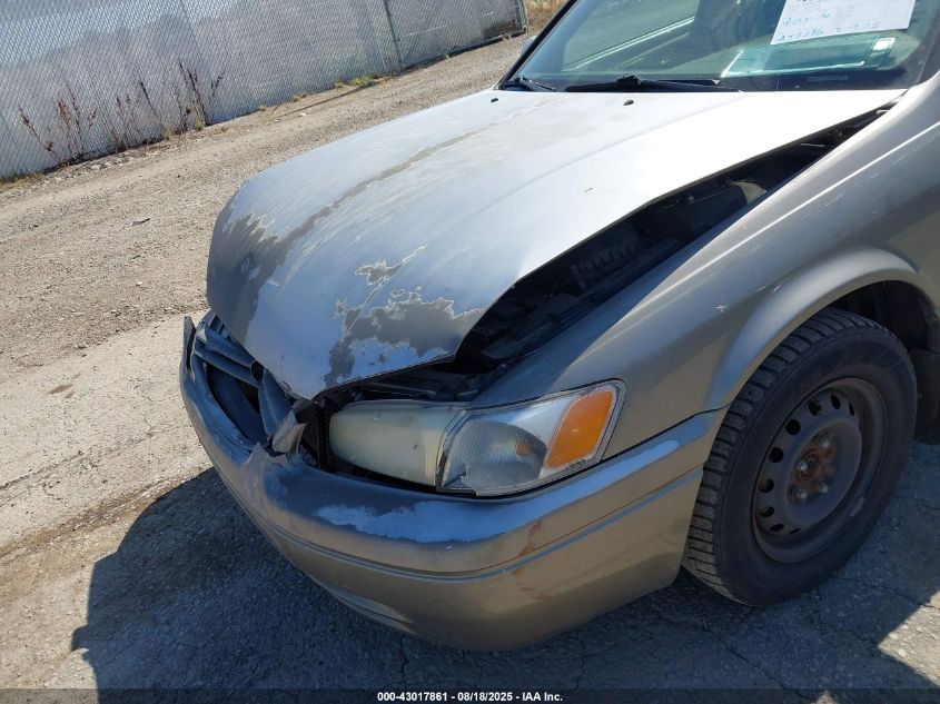 1998 Toyota Camry Le VIN: JT2BG22K9W0164993 Lot: 43017861