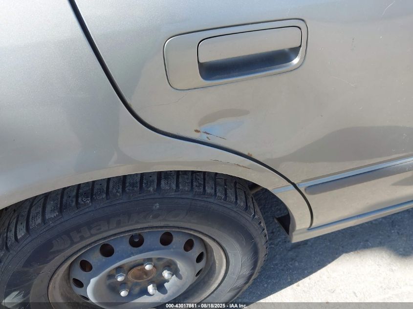 1998 Toyota Camry Le VIN: JT2BG22K9W0164993 Lot: 43017861