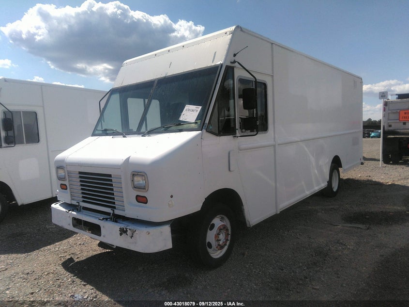 2014 Ford F-59 Commercial Stripped white other gasoline 1F64F5KY8E0A01729 photo #3