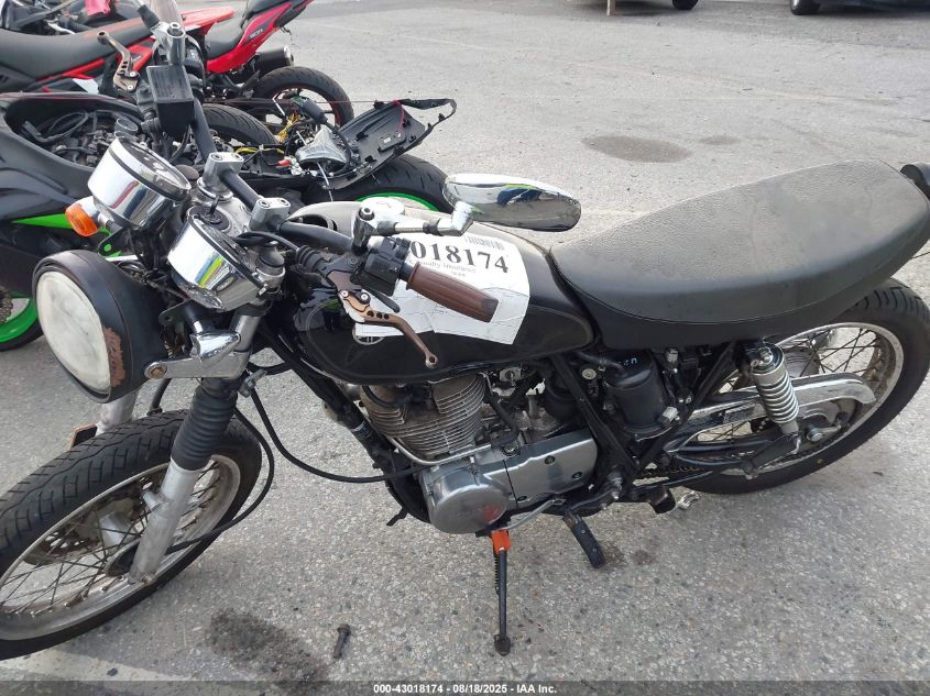 2017 Yamaha Sr400 C VIN: JYARH04Y1HA000395 Lot: 43018174