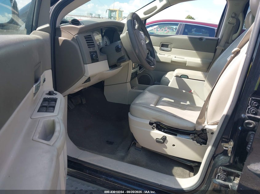 1D8HB58DX4F158853 2004 DODGE DURANGO photo no. 5