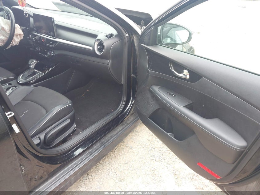 VIN 3KPF54ADXRE712878 2024 KIA FORTE GT-LINE