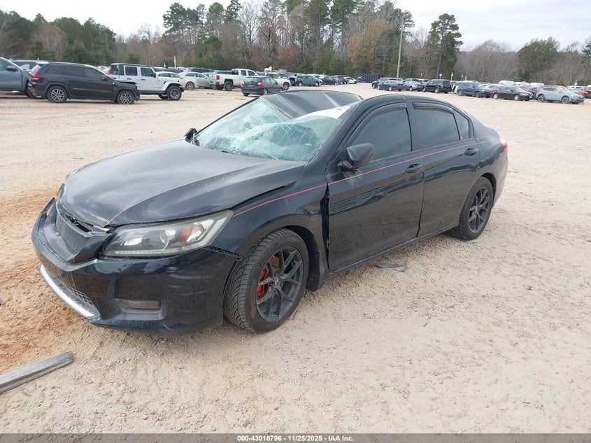 1HGCR2E51FA069500 2015 HONDA ACCORD photo no. 2
