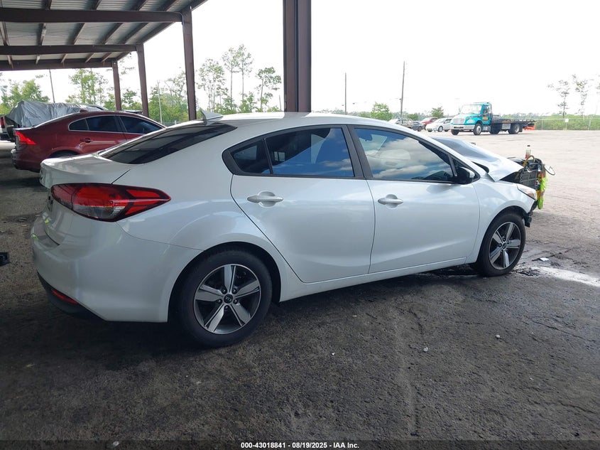 2018 KIA FORTE LX - 3KPFL4A75JE198457