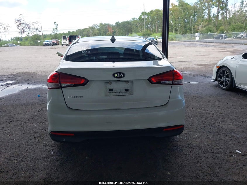 2018 KIA FORTE LX - 3KPFL4A75JE198457