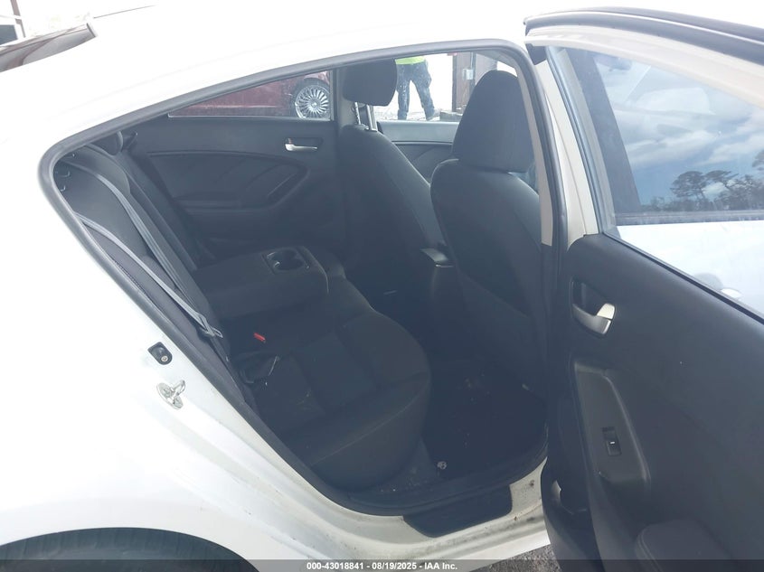 2018 KIA FORTE LX - 3KPFL4A75JE198457