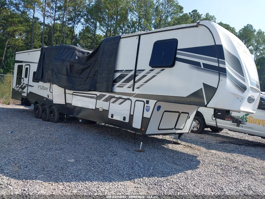 2023 KEYSTONE TRAVEL TRAILER  (VIN: 4YDF1PV35PF815060)