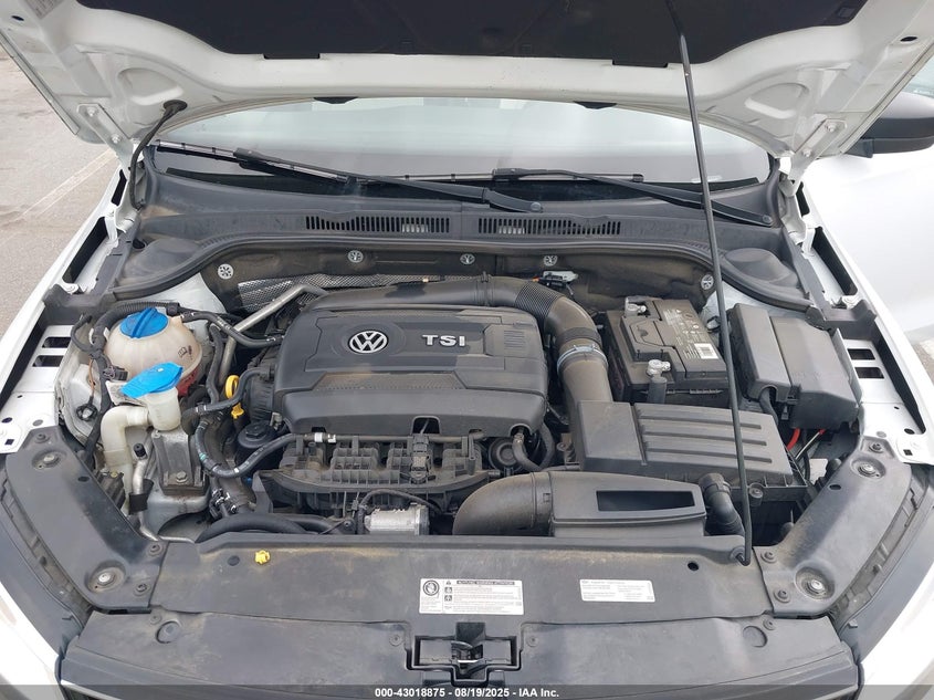 2016 VOLKSWAGEN JETTA 1.8T SPORT - 3VWD17AJ3GM228366