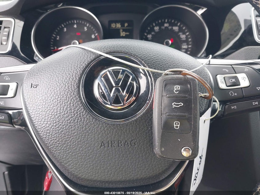 2016 VOLKSWAGEN JETTA 1.8T SPORT - 3VWD17AJ3GM228366