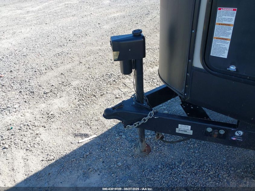 2016 Cherokee Travel Trailer VIN: 4X4TCKD25HX126704 Lot: 43019189