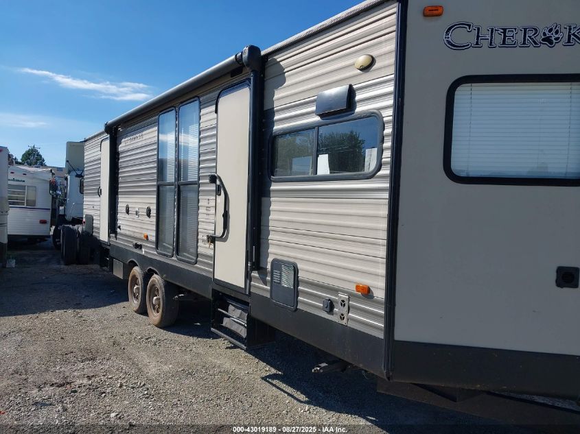 2016 Cherokee Travel Trailer VIN: 4X4TCKD25HX126704 Lot: 43019189