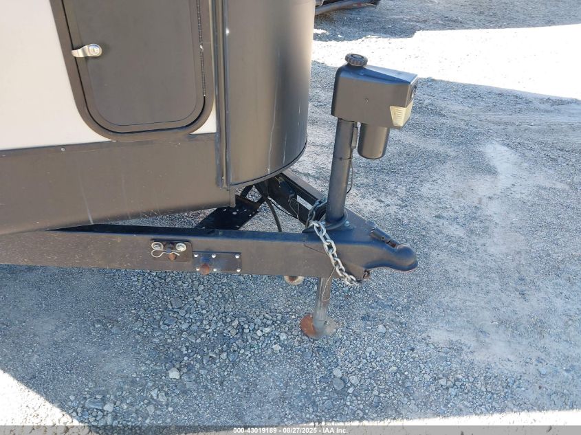 2016 Cherokee Travel Trailer VIN: 4X4TCKD25HX126704 Lot: 43019189