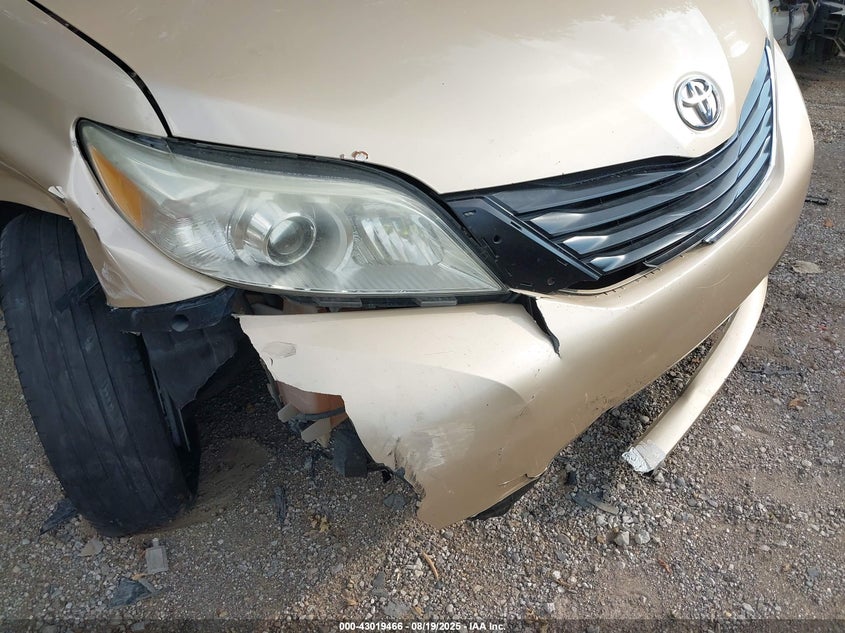 2012 Toyota Sienna Le V6 8 Passenger VIN: 5TDKK3DC9CS220554 Lot: 43019466