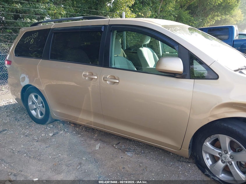 2012 Toyota Sienna Le V6 8 Passenger VIN: 5TDKK3DC9CS220554 Lot: 43019466