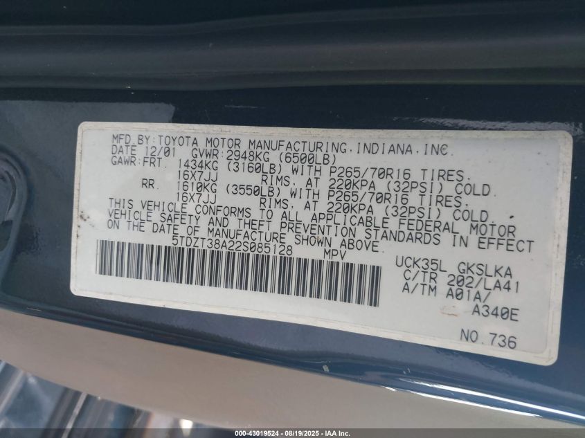 2002 Toyota Sequoia Limited V8 VIN: 5TDZT38A22S085128 Lot: 43019524