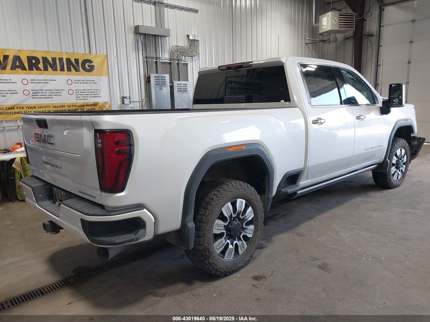 1GT49WEY3RF242042 2024 GMC SIERRA photo no. 4