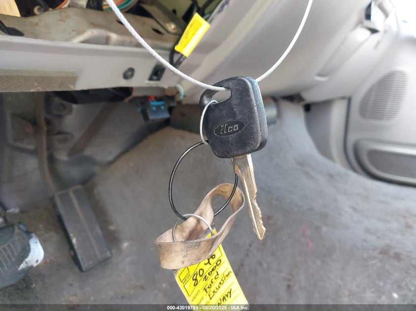 2000 Ford Excursion Xlt VIN: 1FMNU40SXYEA05509 Lot: 43019789