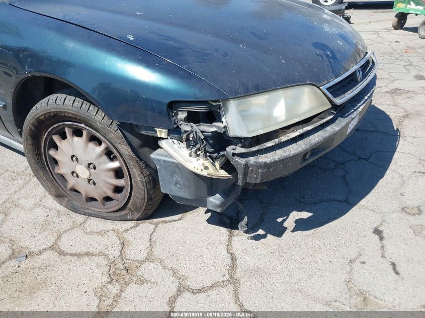 1997 Honda Accord Ex VIN: 1HGCE1895VA008475 Lot: 43019819