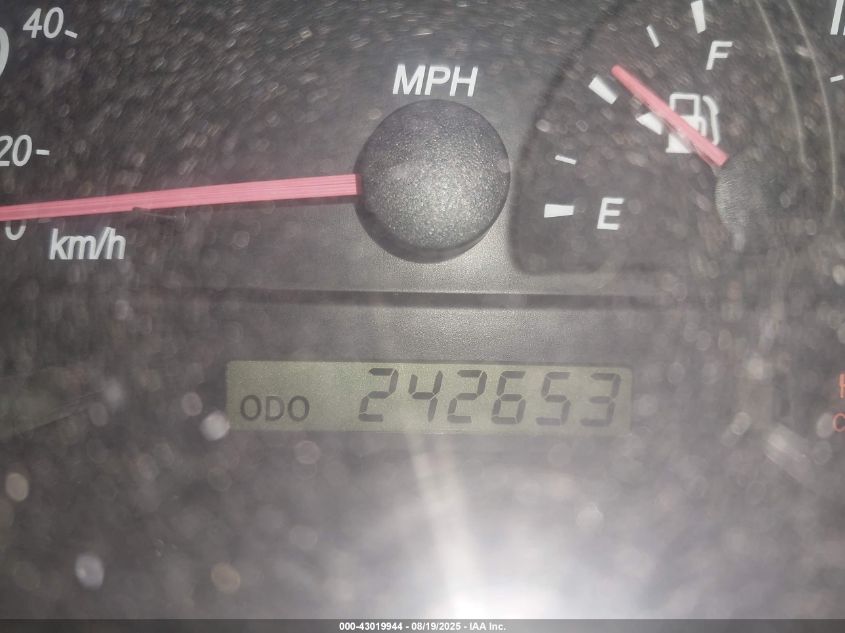 2003 Toyota Camry Le VIN: JTDBE32K030156974 Lot: 43019944