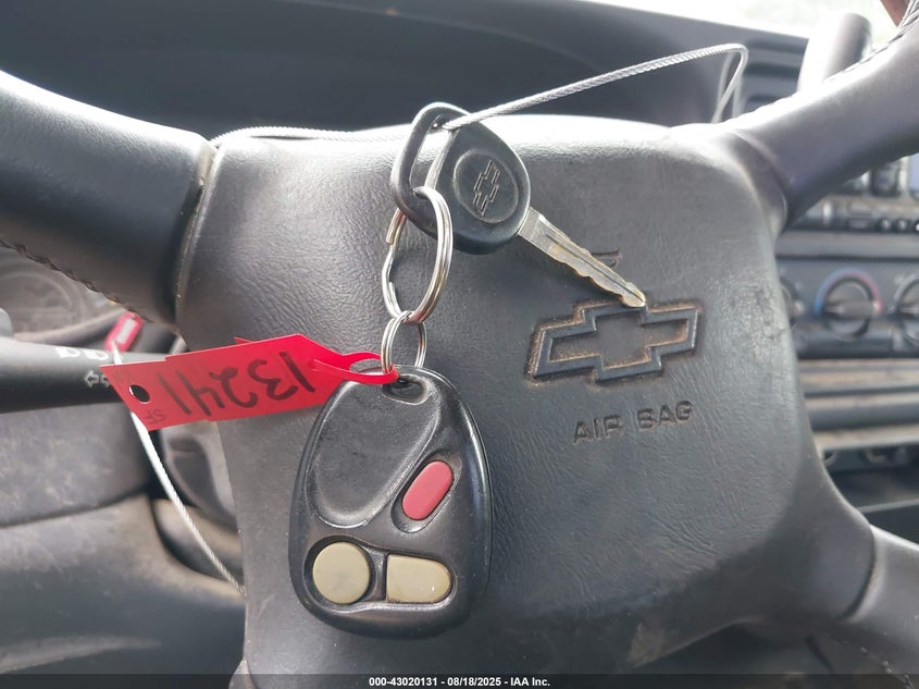 2001 Chevrolet Silverado 1500 Ls VIN: 1GCEK19T31E154001 Lot: 43020131