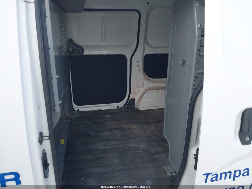 2014 NISSAN NV200 SV 3N6CM0KN3EK692441